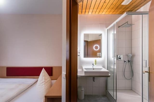 Business Single Room