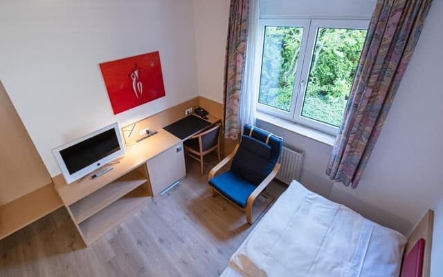 Business Single Room