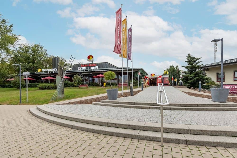 Autobahnrasthaus und Motel Baden-Baden Autobahnrasthaus und Motel Baden-Baden