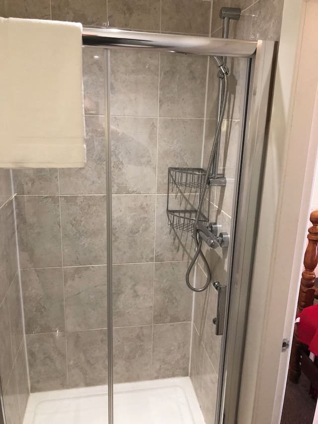Double Room (Room 2)