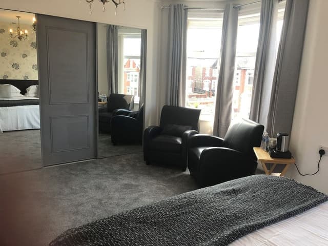 Double Room (Room 3)