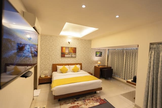 Executive Room
