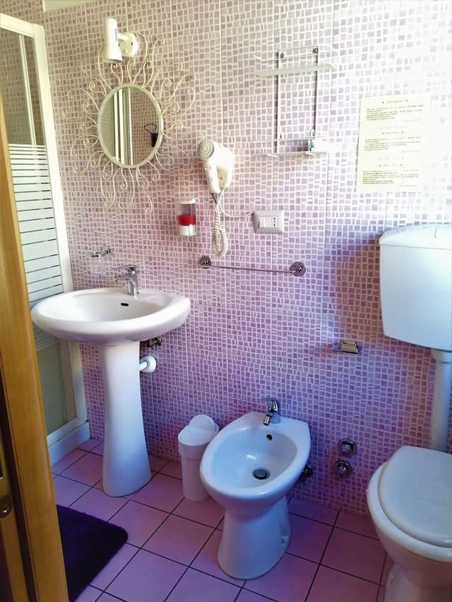 Double or Twin Room, Private Bathroom