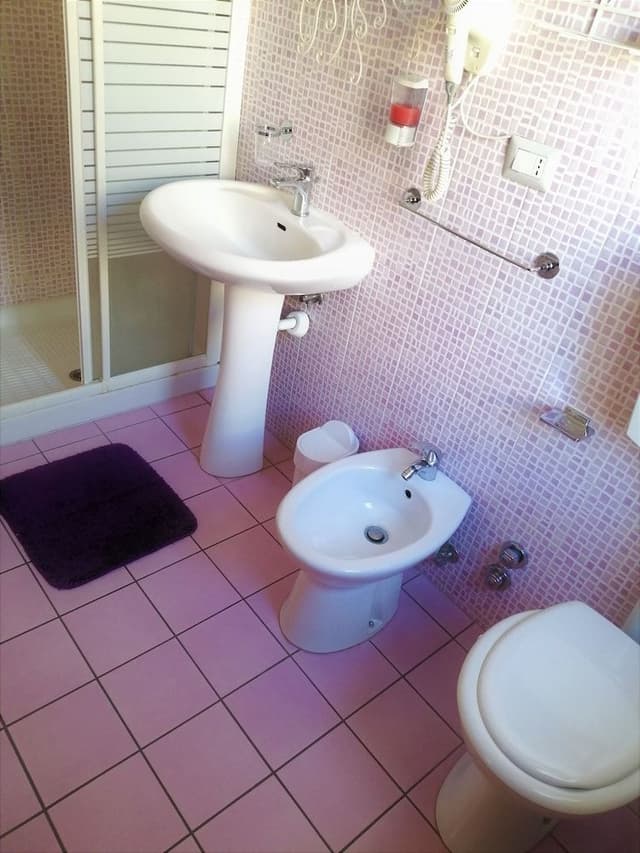 Double or Twin Room, Private Bathroom