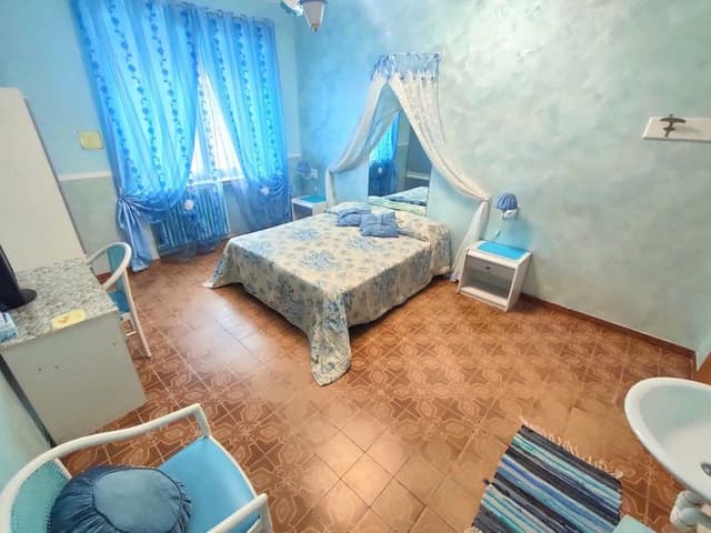 Double or Twin Room, Shared Bathroom
