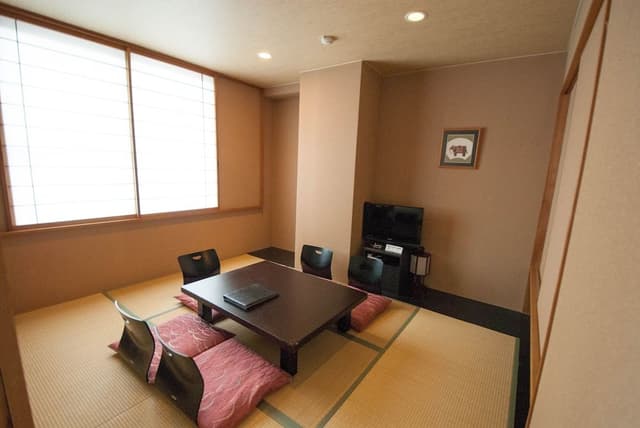 Japanese Style Room for 2 People (Shared Bathroom)