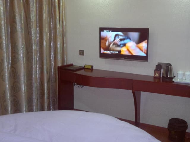 Theme King Bed