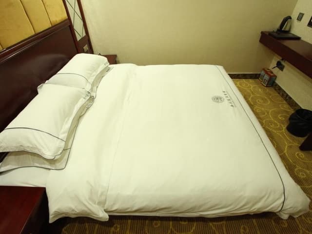 Twin Bed