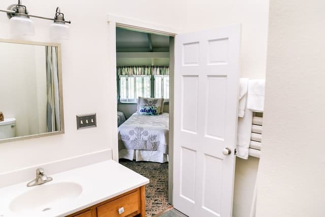 Standard Room (Paina)