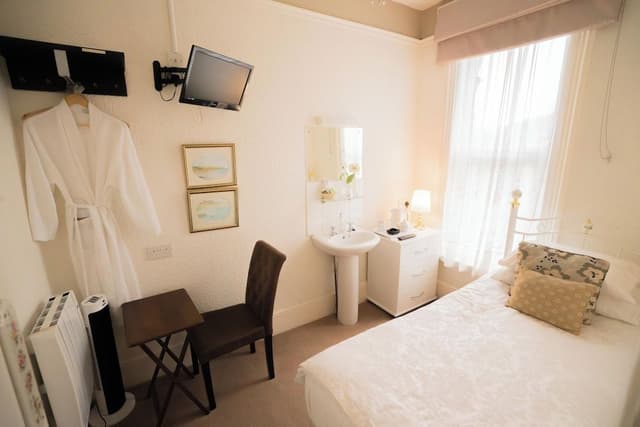 Single Room, Private Bathroom (Small - external lockable bathroom)