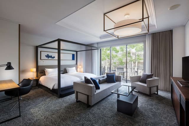 TWIN COURTYARD DELUXE ROOM WITH BALCONY
