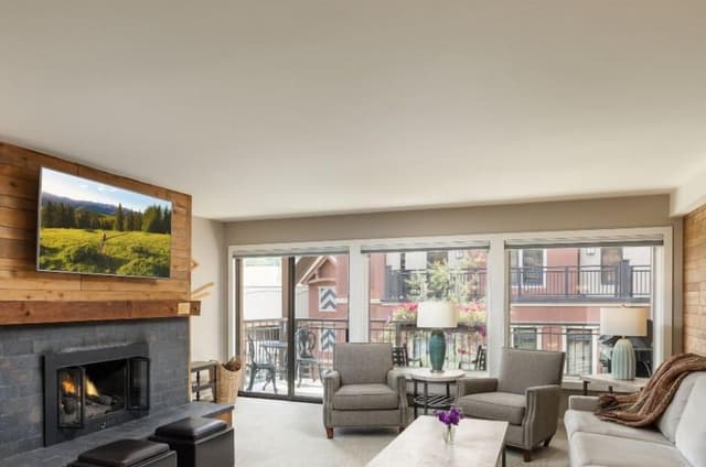 Condo (1 Bath, Platinum)