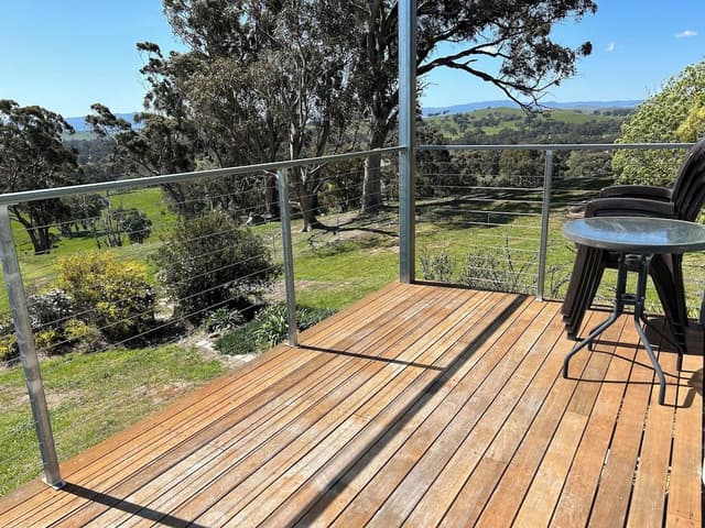 Family Cottage, 2 Bedrooms, Non Smoking, Lake View (Wattle Spa Cottage)