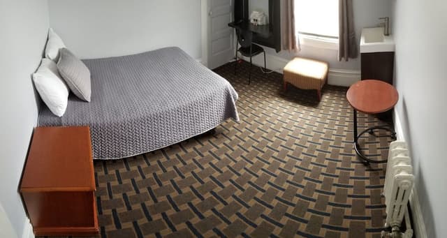 Standard Room, 1 Double Bed, Shared Bathroom