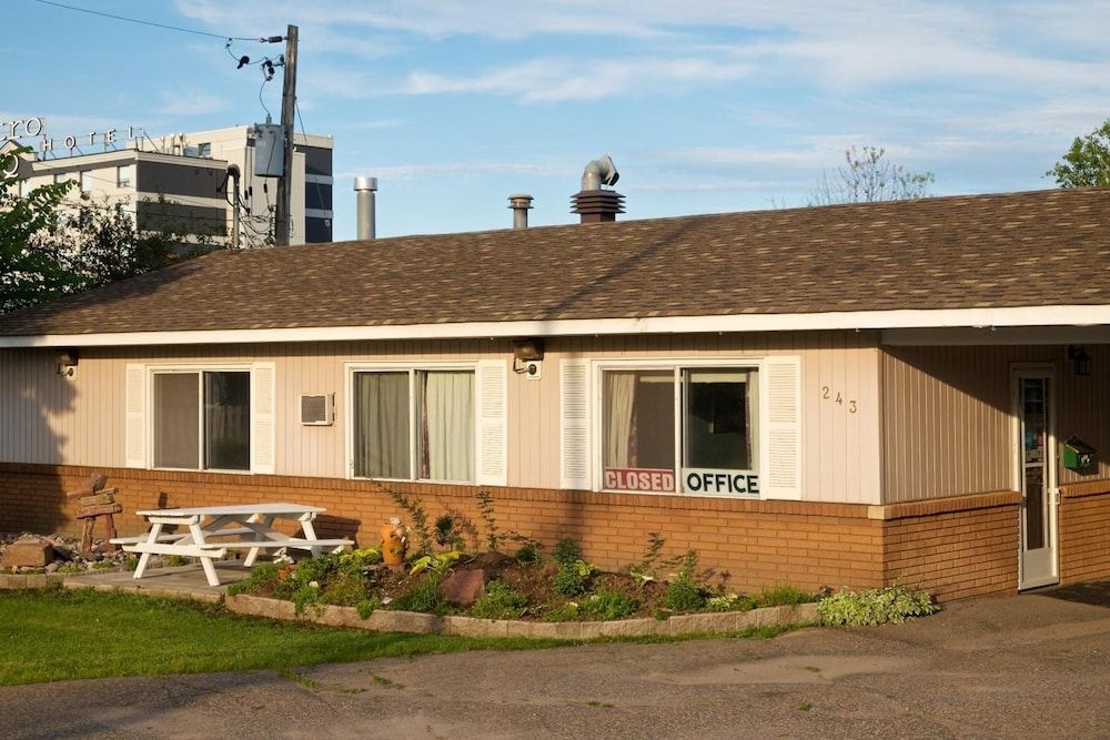 Northlander Motel3