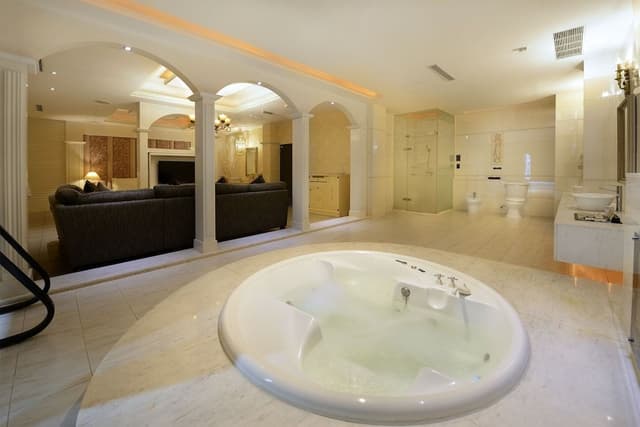 Platinum Suite
