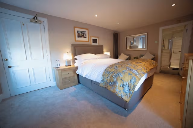 Superior King Room