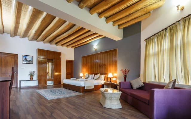 Family Studio Suite