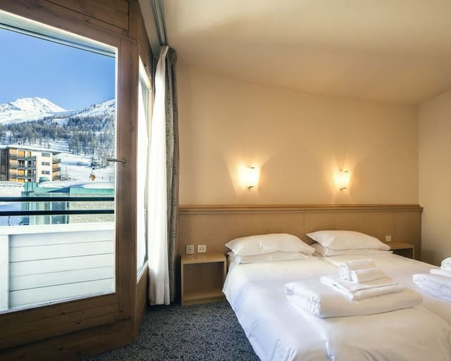 Panoramic Triple Room