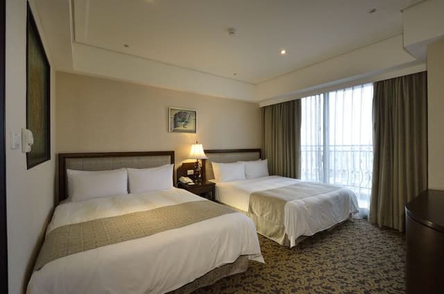 Deluxe Quadruple Room