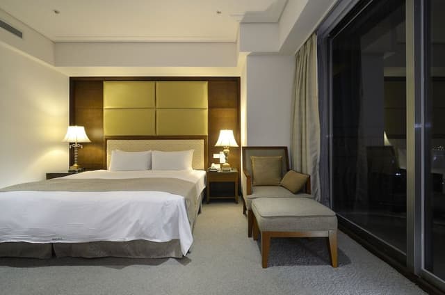 Executive Suite
