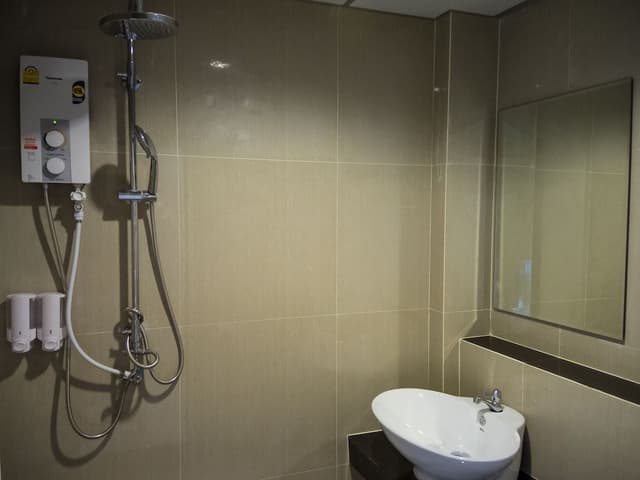 Deluxe Room, Pool Access