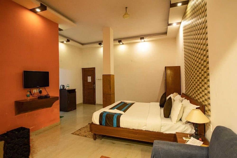 Prayag Aristro Club Prayag Aristro Club