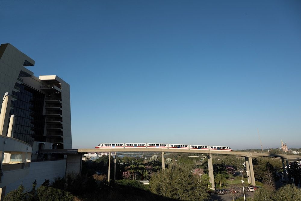 Disney's Contemporary Resort4