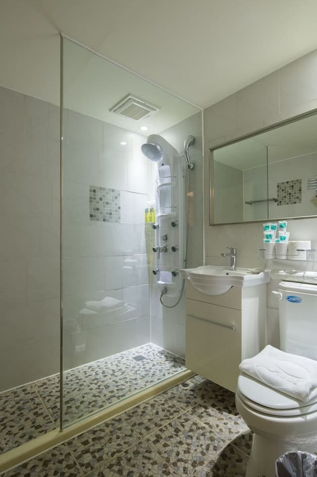 Basic Double or Twin (Room Selected at Check-In)