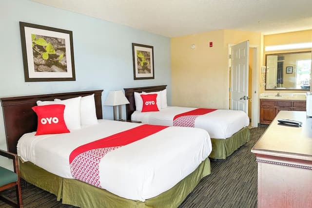 Room (2 Full Bed Smoking)