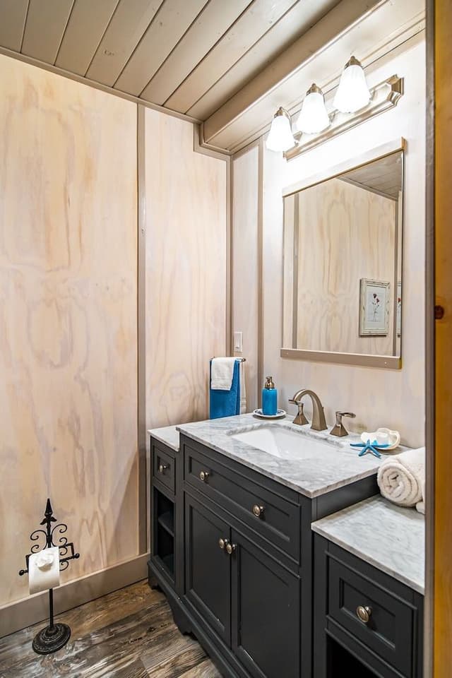 Superior Studio Suite, 1 King Bed, Ocean View, Oceanfront