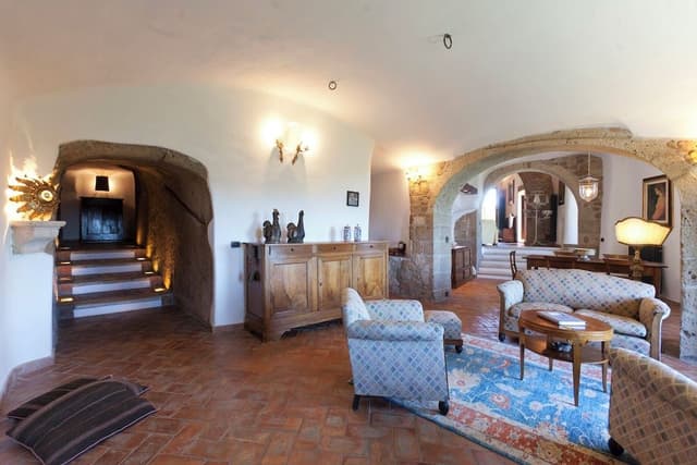 Grand Suite, Multiple Beds, Jetted Tub, Valley View (100-300 meters from check-in location)