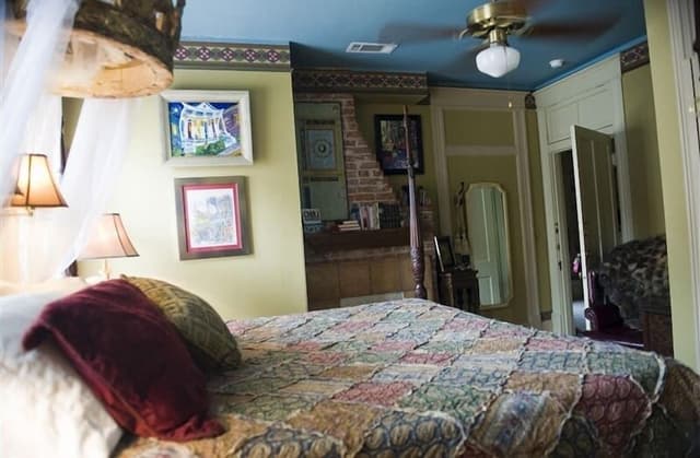 Comfort Room, 1 King Bed