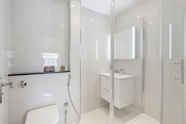 Three Bedroom Penthouse with Terrace