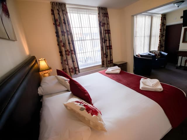Queen Room - Disability Access