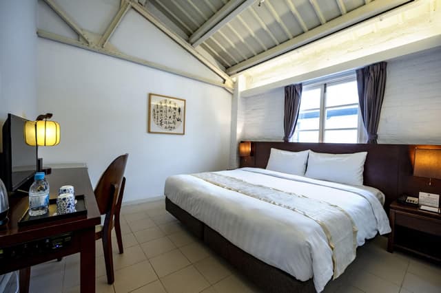 Feature Double Room