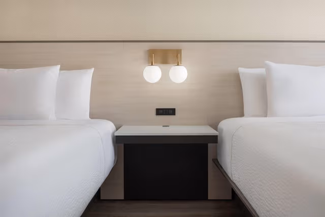 Newly Renovated, Deluxe Room, 2 Queen Beds, Non Smoking, Lake View, Lower Floors (NO RESORT FEE)