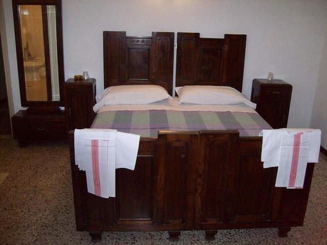 Double Room, Hill View