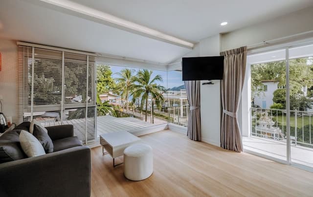 Junior Double Suite with Balcony