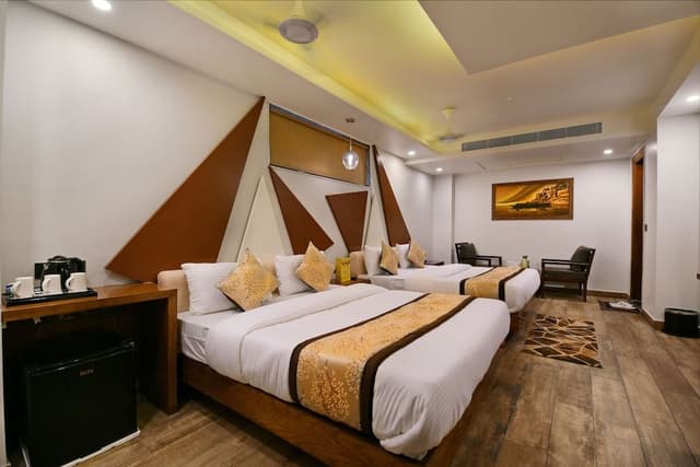 Family Room (With Airport pick up)