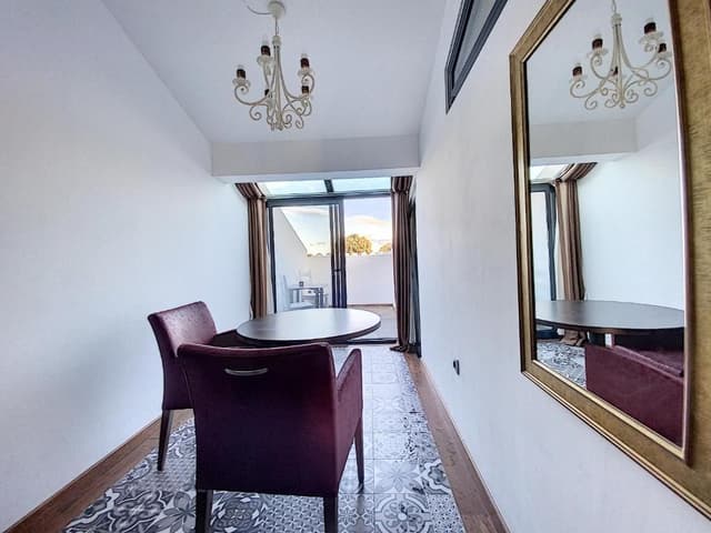 Deluxe Suite with Spa Bath