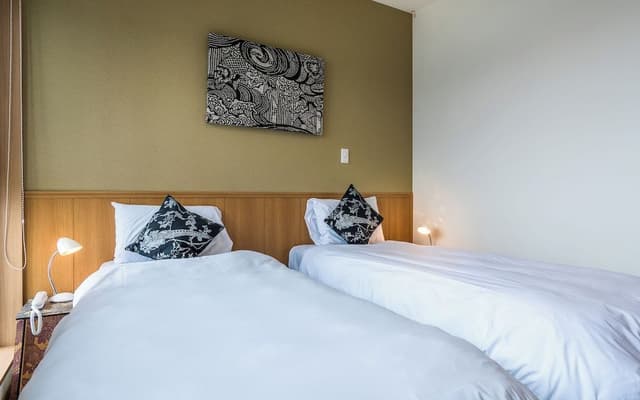 3 Bedroom Suite