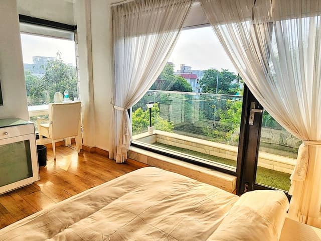 Royal Room, Balcony, City View