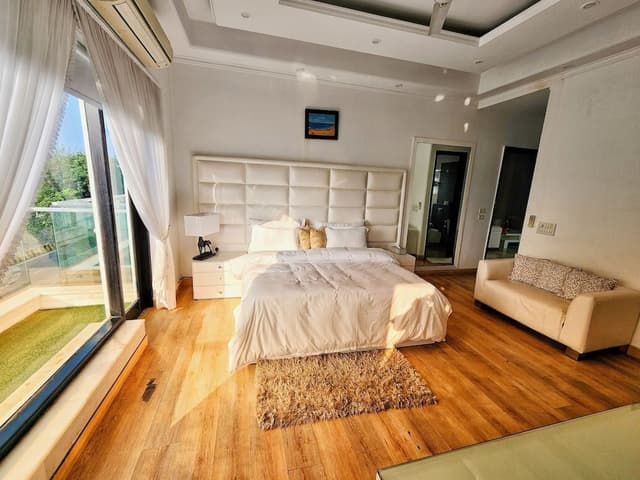 Royal Room, Balcony, City View