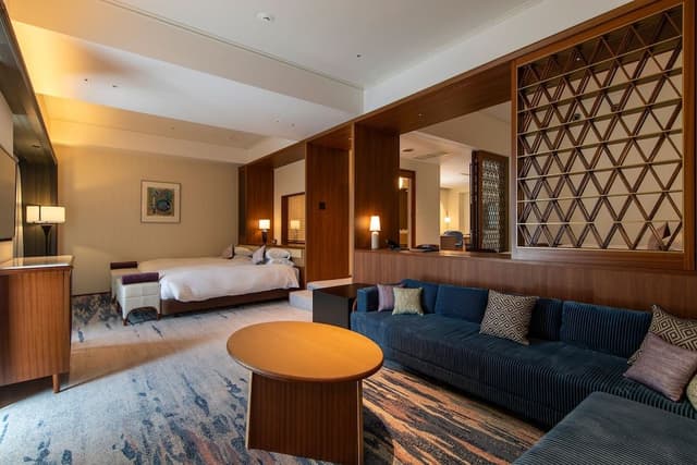 Premium Fourth Room with Lake View, Non Smoking