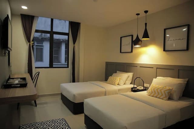 Deluxe Twin Room