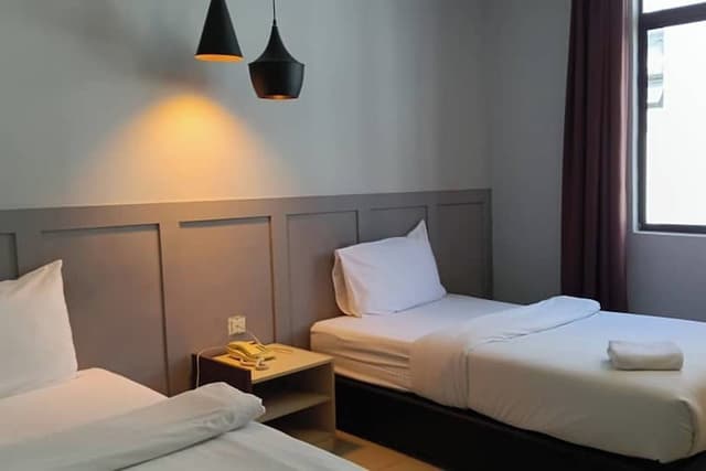 Deluxe Twin Room