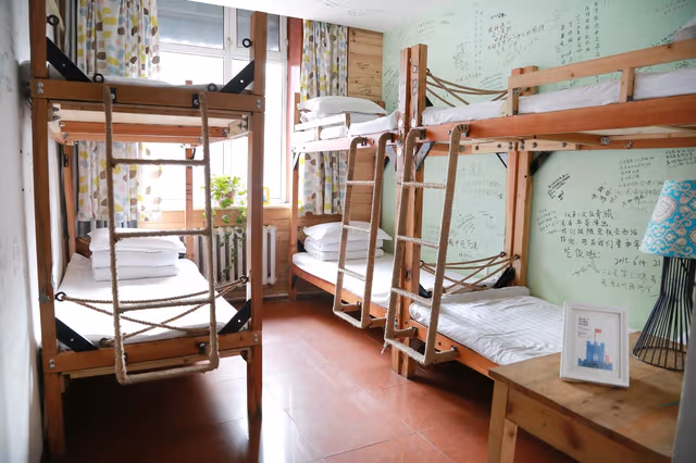 1 Person in 6-Bed Dormitory with En-Suite - Mixed