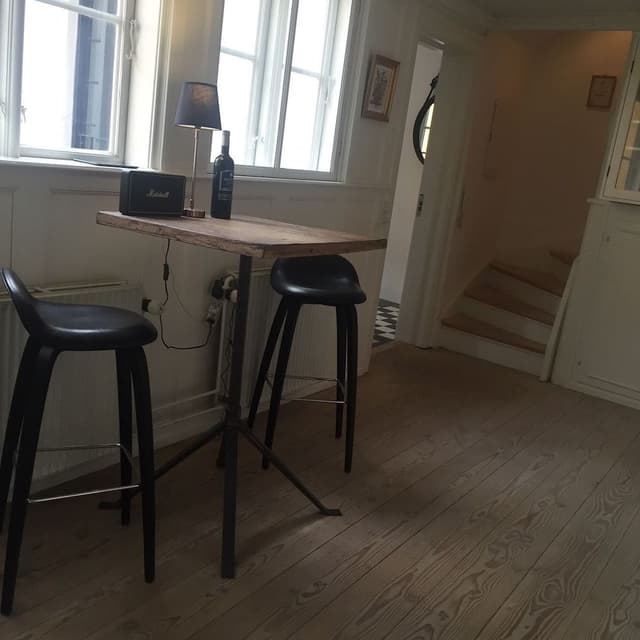 Apartment (A)