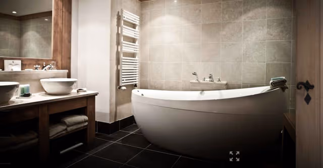 Prestige Suite